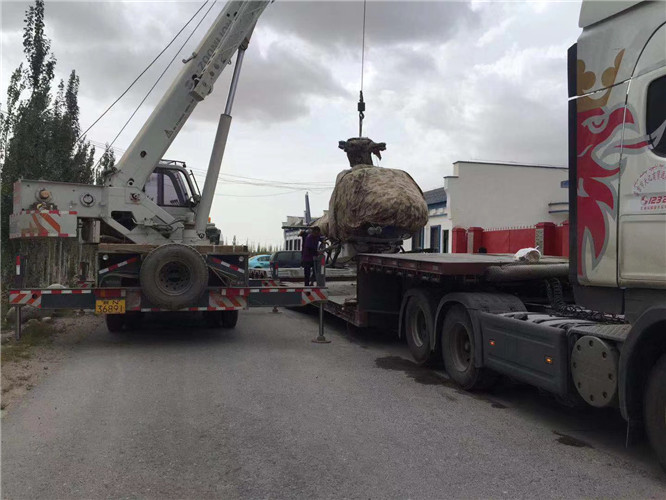 下陆区狭窄场地（如小区、车间）适合用哪种吊车？