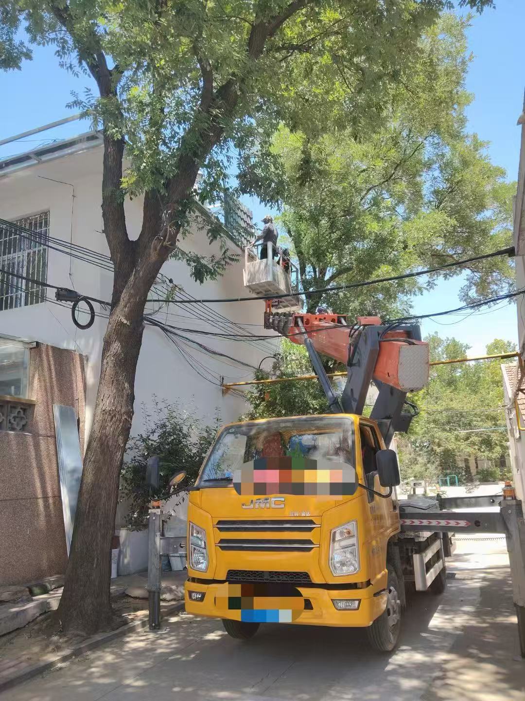 下陆区高空作业车能吊装重物吗？最大承载多少公斤？