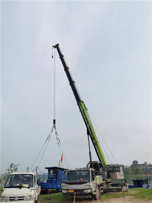 下陆区桥梁建设吊装案例